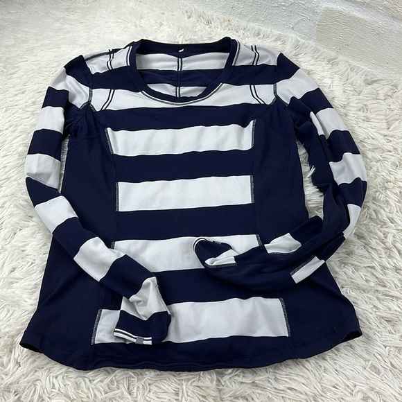 🔥$SALE$🔥 Lululemon Long Sleeve Cadet Blue White Stripe - Picture 1 of 6